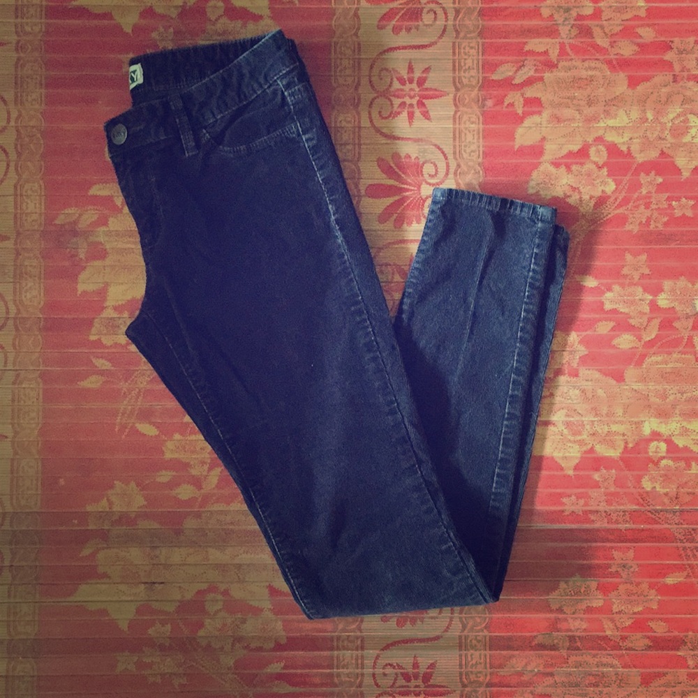 Roxy Cords